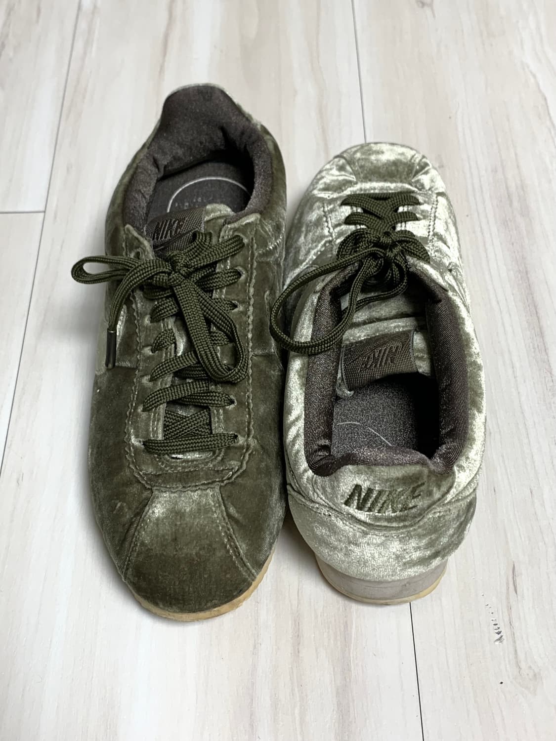 나이키 코르테즈 Nike Cortez Velour 상품이미지2