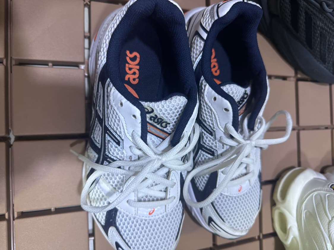 아식스 젤-1130 240사이즈 상품이미지1