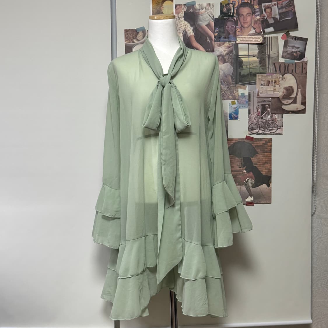 민트사과 프릴 시스루 언발 원피스 상품이미지1