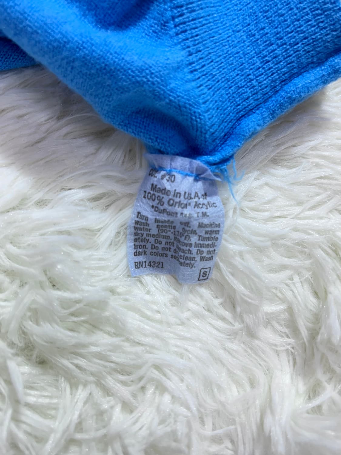 크리스찬디올 90‘s 베이비블루 오버핏 브이넥 니트  상품이미지7