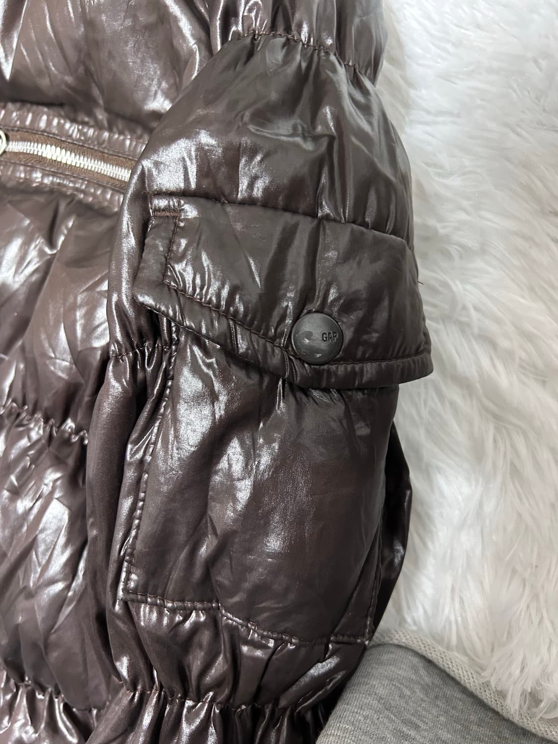GAP 00s y2k gal fur glossy padding 상품이미지5