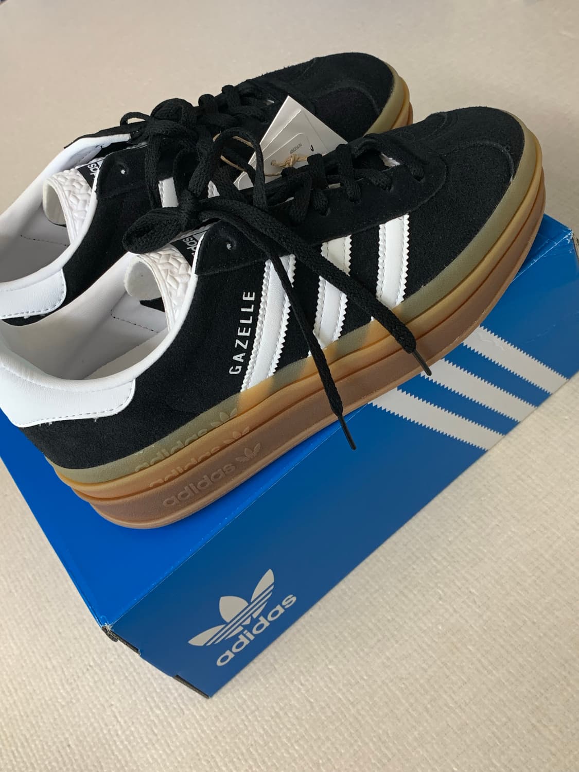 아디다스 가젤 볼드 블랙 상품이미지2