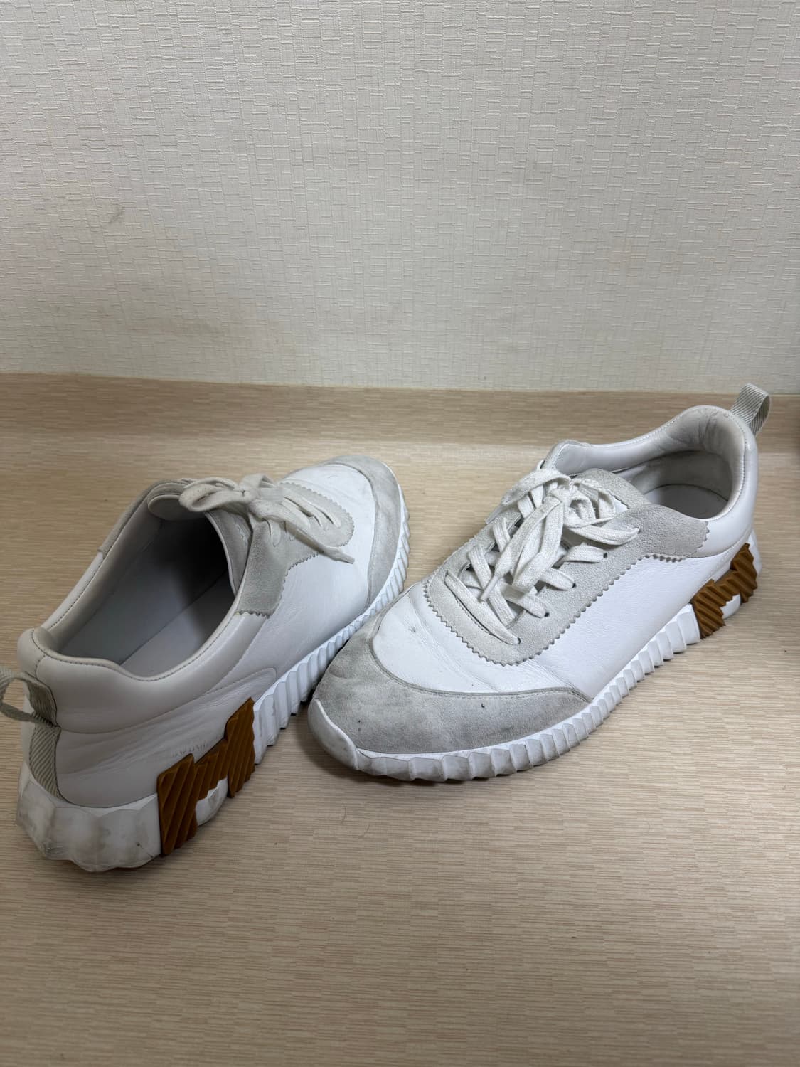 에르메스 바운싱 스니커즈 43 상품이미지2