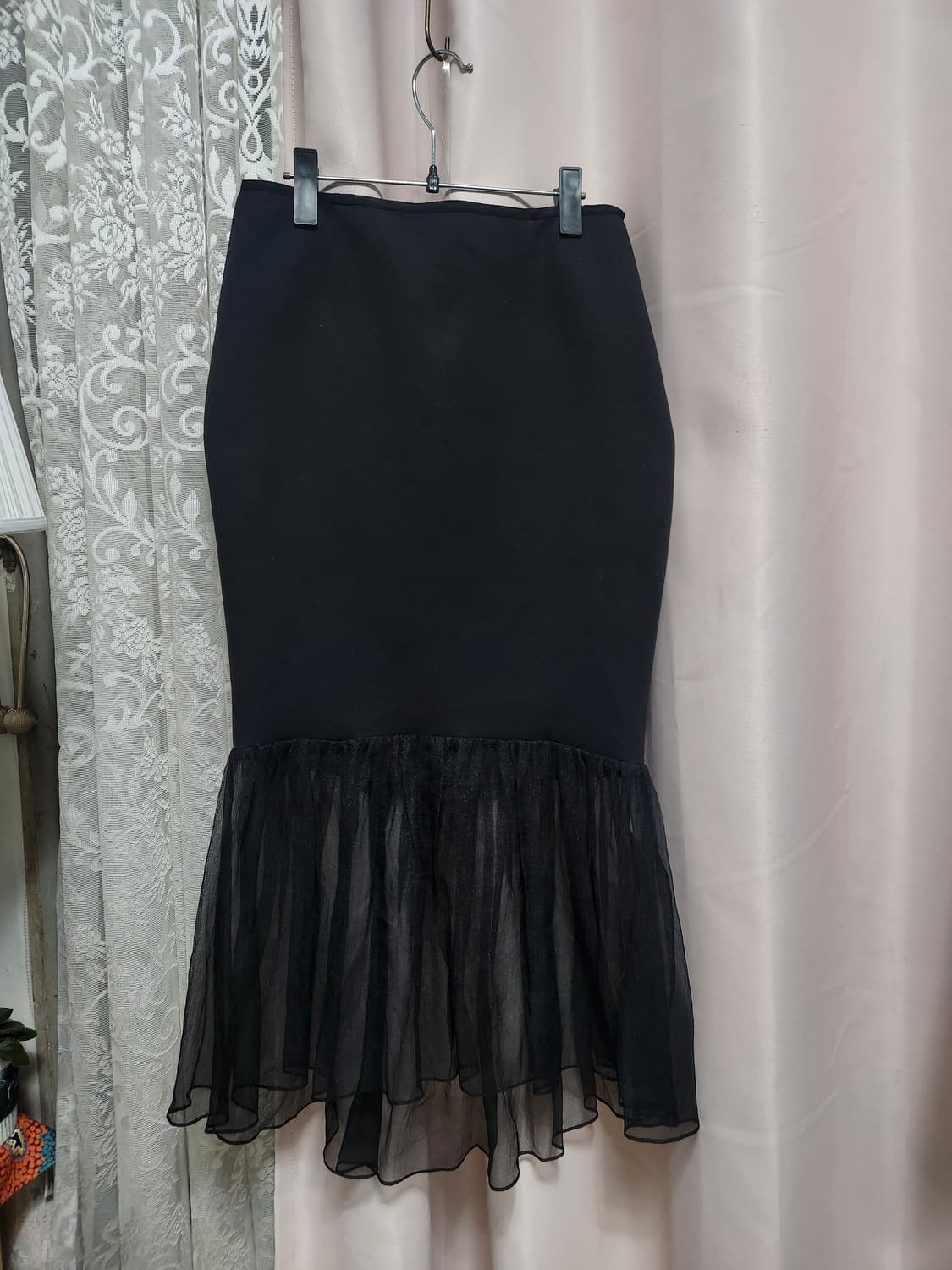 비이커 블랙 튤립 머메이드 스커트 상품이미지3