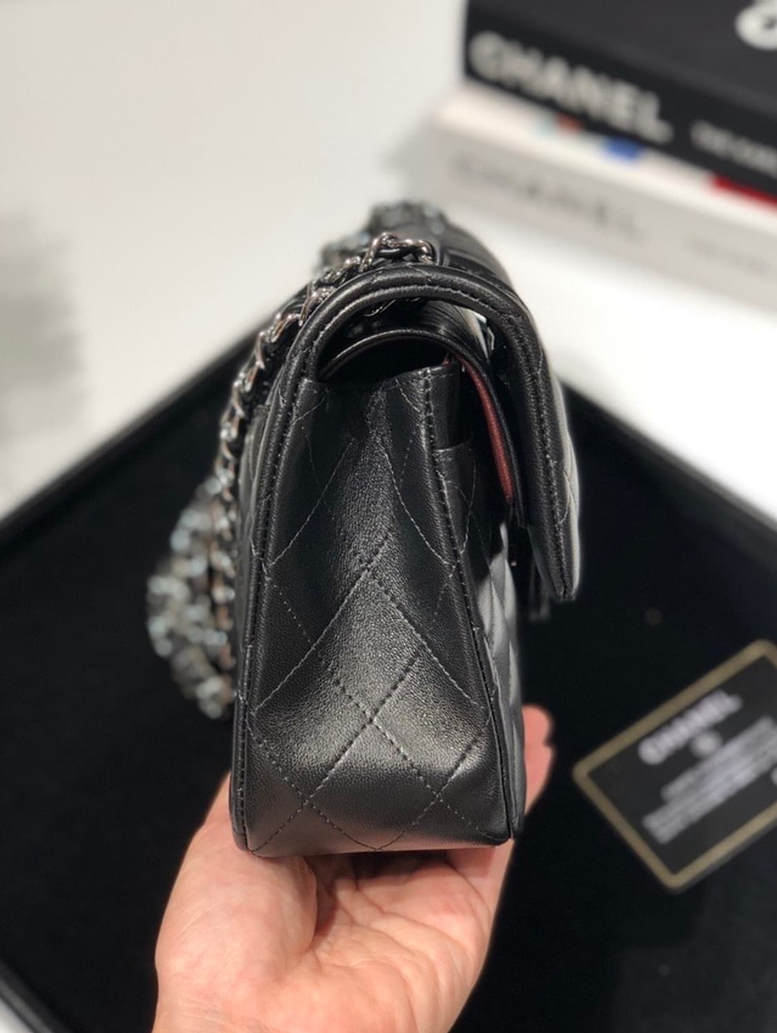 샤넬 클래식 스몰 블랙 캐비어 은장 상품이미지5