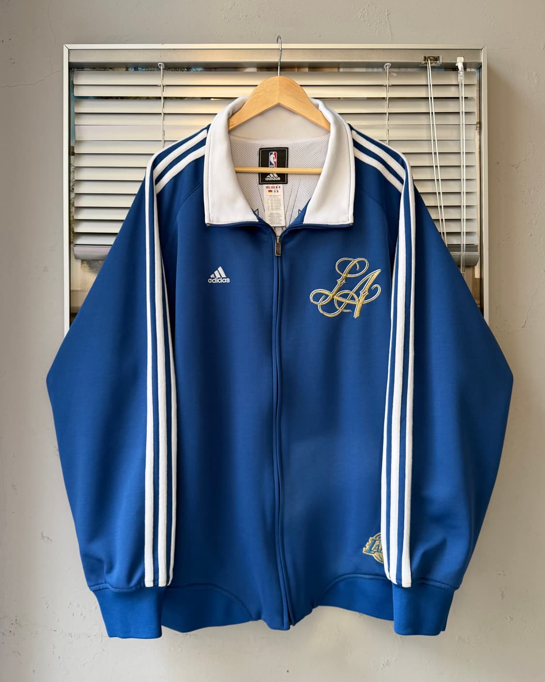 adidas x NBA Lakers 3-stripe track top  상품이미지1