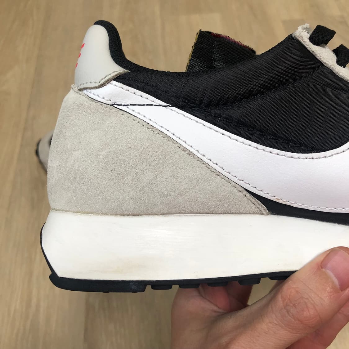 (280) 나이키 NIKE 에어 테일윈드 79 월드 와이드 스니커즈 상품이미지2
