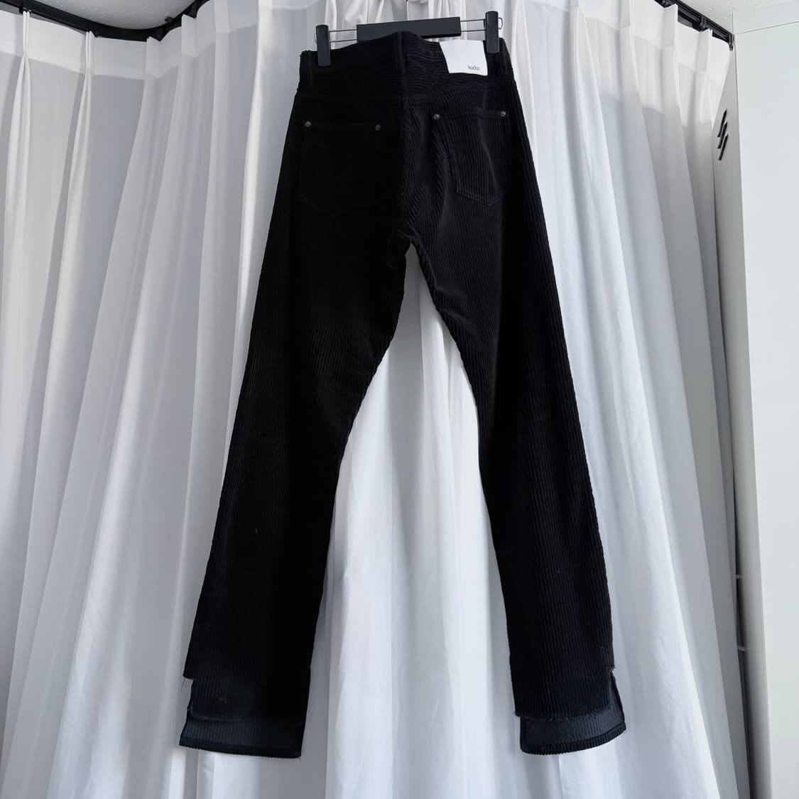 Kudos Cut-off Corduroy Pants 상품이미지1