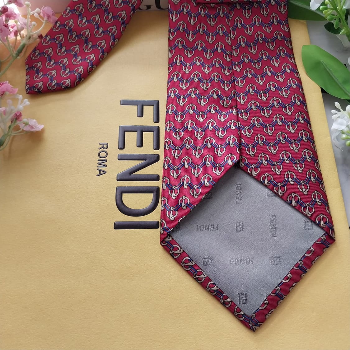 펜디 실크 레드 체인 패턴 넥타이 10cm A+등급 K1864
 상품이미지7