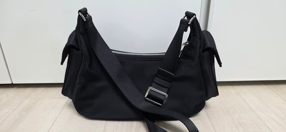 MLB 블랙 호보 카고백 상품이미지3