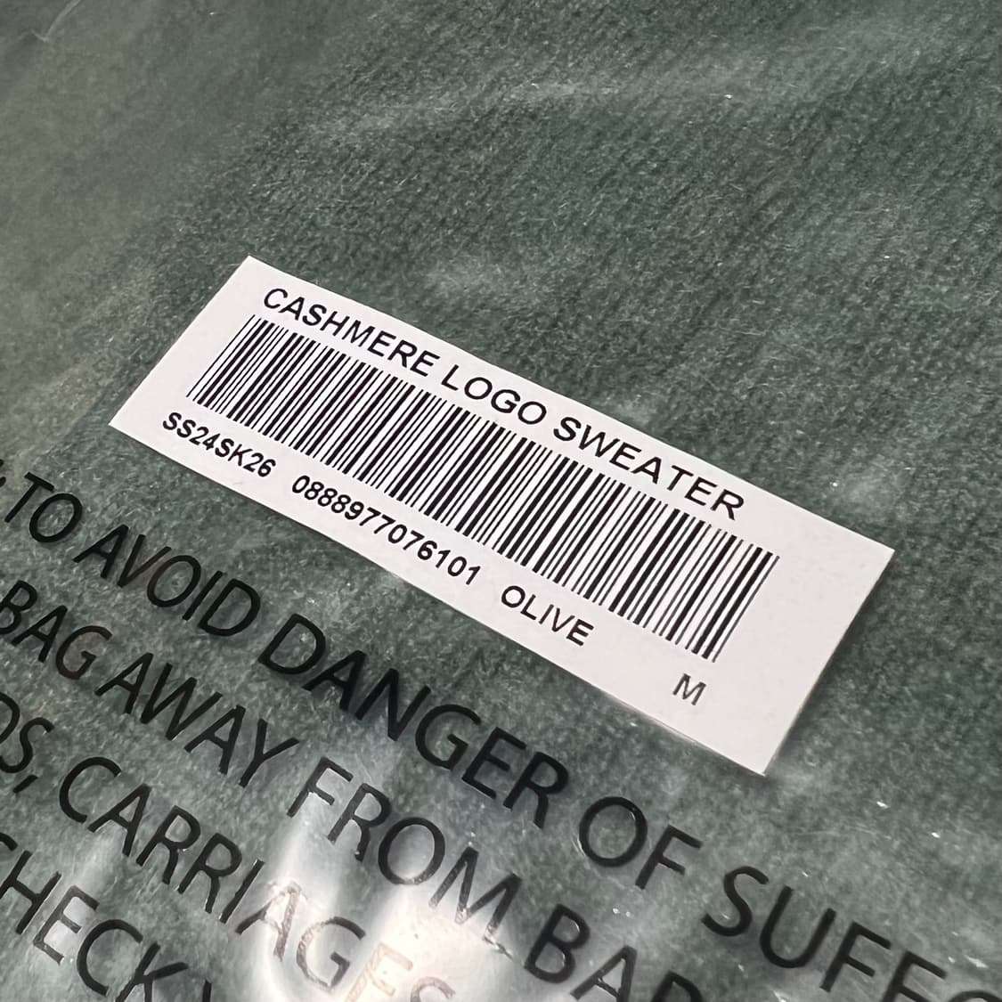 슈프림 캐시미어 로고 스웨터 상품이미지4