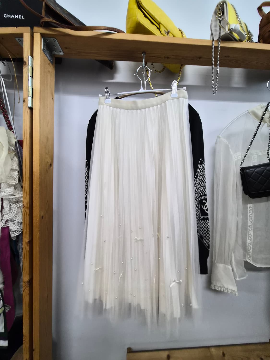 명품 면실크 라운드 얄상니트.진주 리본 샤 스커트 상품이미지6