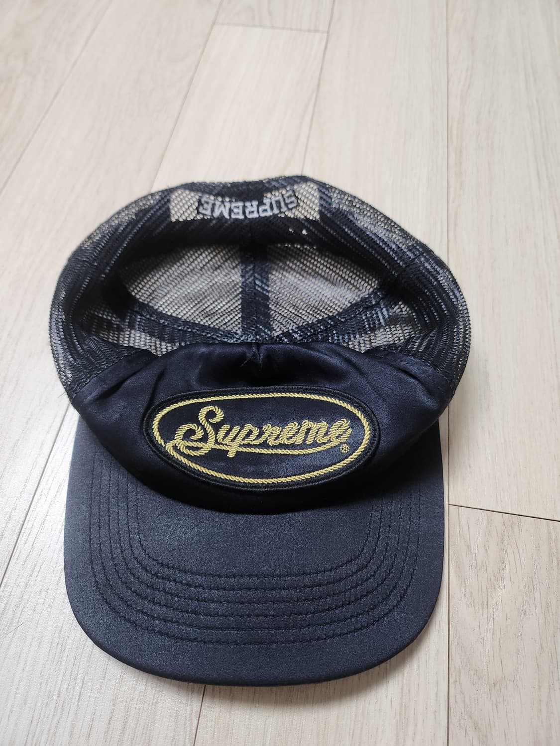 슈프림 실크 메쉬 5패널 스냅백 상품이미지1