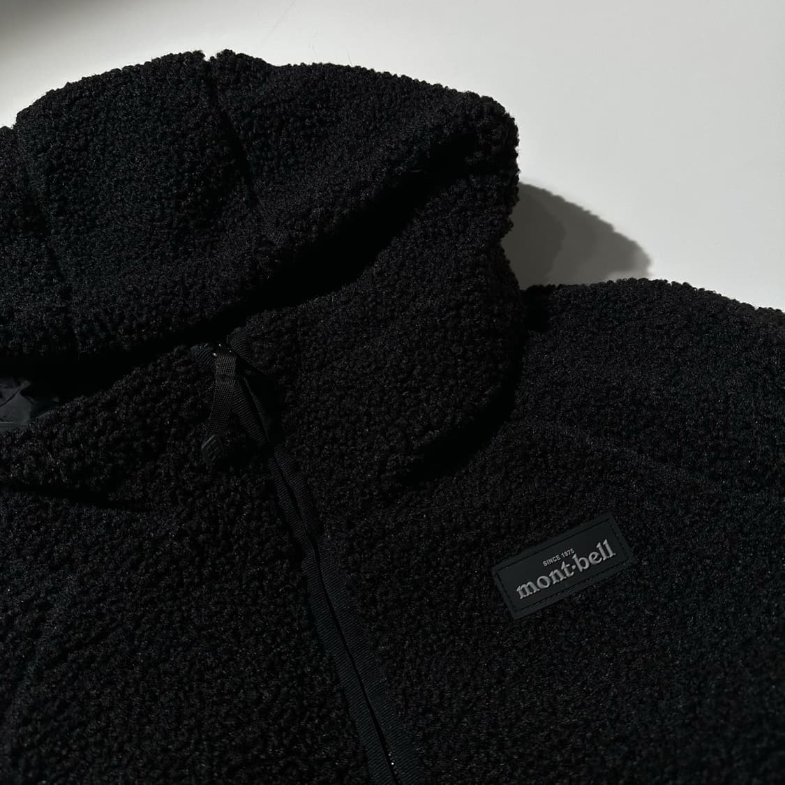 몽벨 24fw 리버시블 플리스 패딩 자켓 블랙 상품이미지10