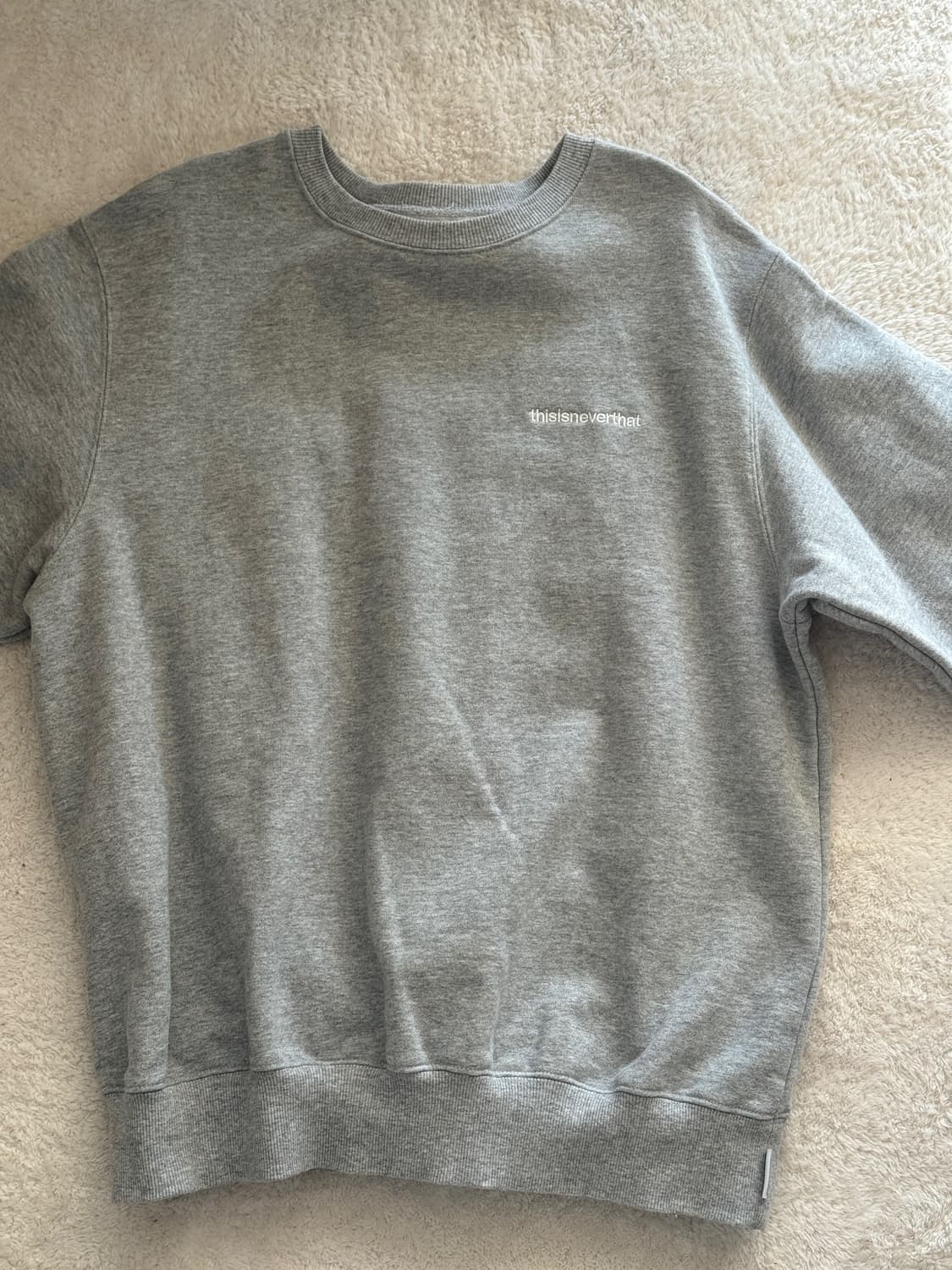 디스이즈네버댓 자수로고 그레이 맨투맨 S 상품이미지1