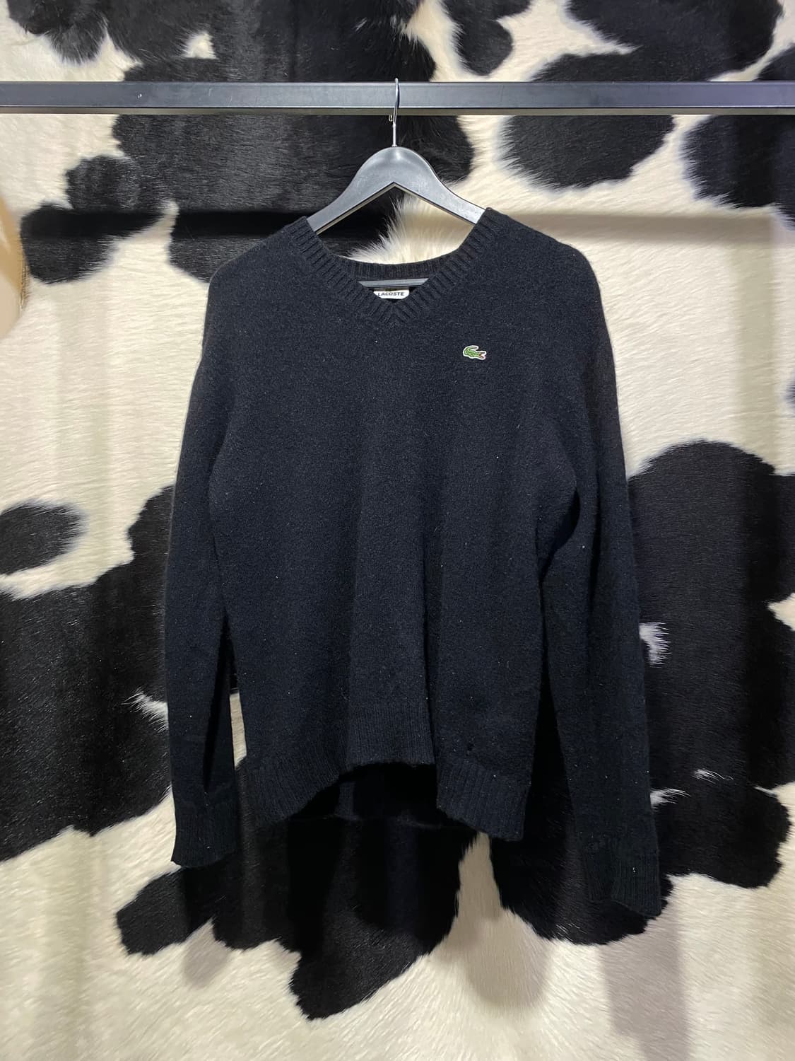 Lacoste 로고 브이넥 니트 상품이미지2