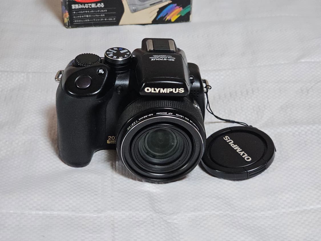 올림푸스 SP-570UZ 광학 20 줌 디카 상품이미지1