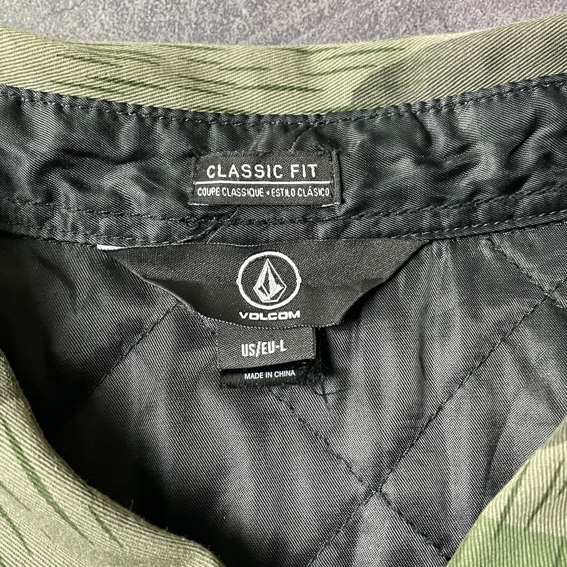 VOLCOM 빈티지 카키 카모패턴 퀄팅 밀리터리 셔츠 A00455 상품이미지9