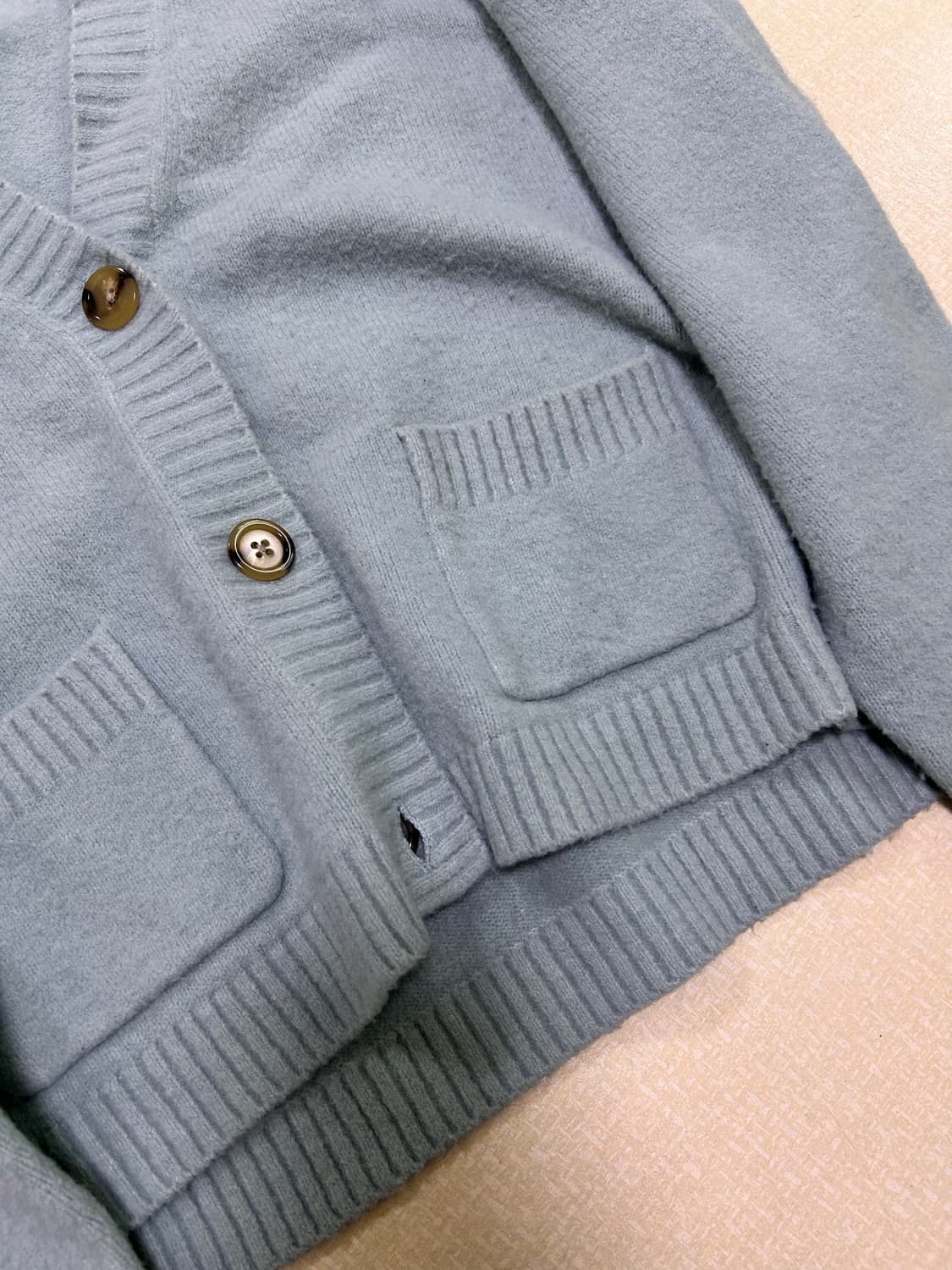 유니클로 민트 포켓 브이 가디건 상품이미지3