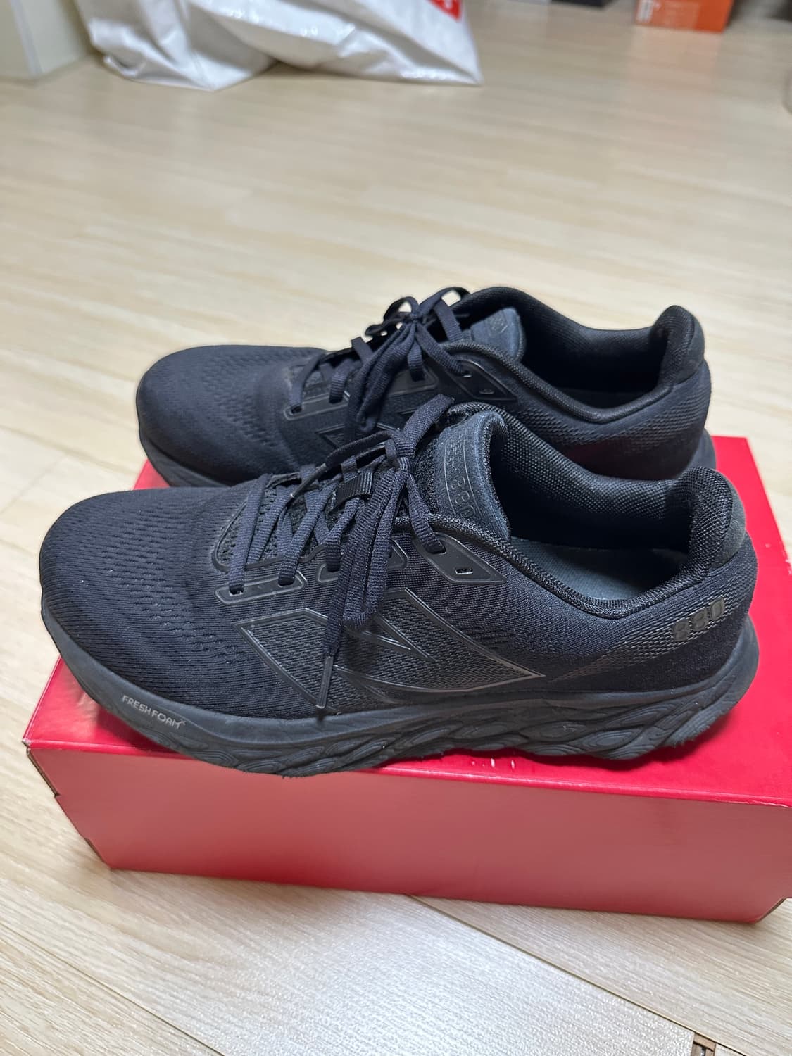 [270] New Balance 880v14 4E 상품이미지3