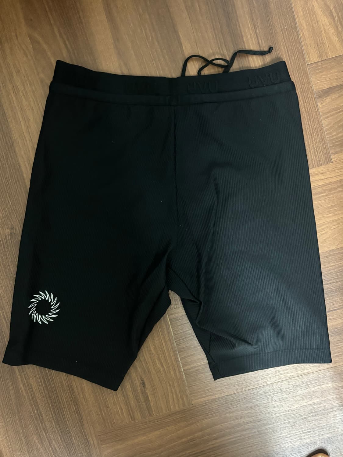 UVU 블랙 타이즈 1.0 L사이즈 상품이미지2