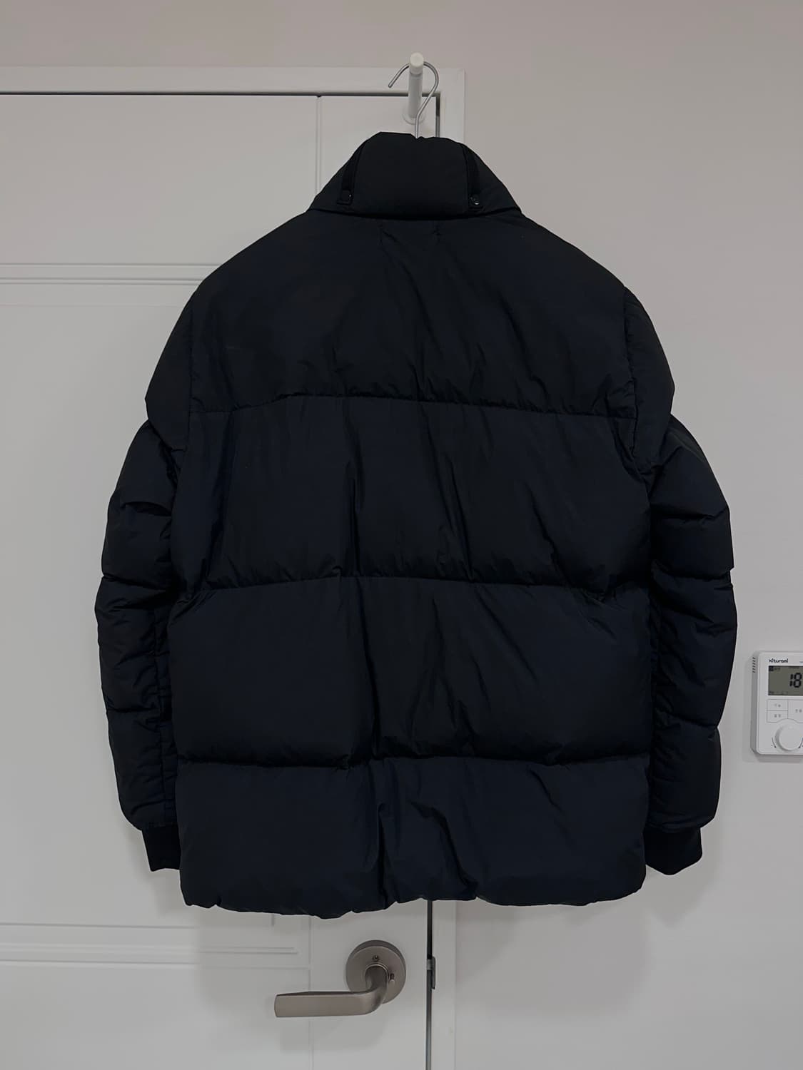 (s) 21fw 스톤아일랜드 크링클랩스 다운 패딩 블랙 상품이미지2