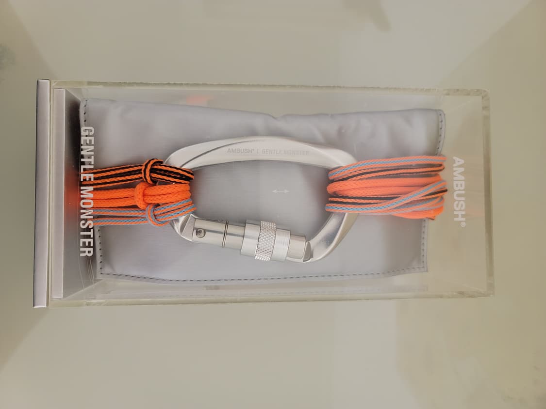 젠틀 몬스터 x 앰부쉬 카라비너 1 01(OR) 판매 상품이미지6