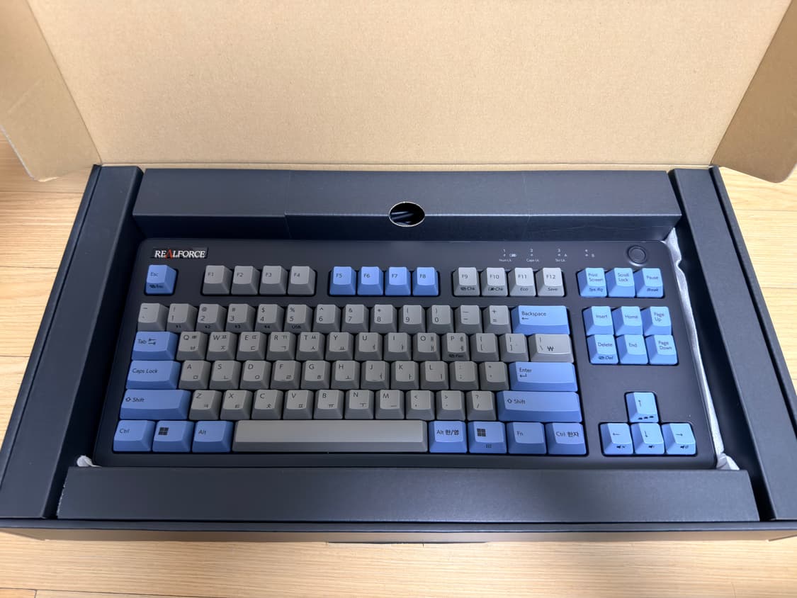 리얼포스 r3 키보드 30g 한글 균등 텐키리스 상품이미지1