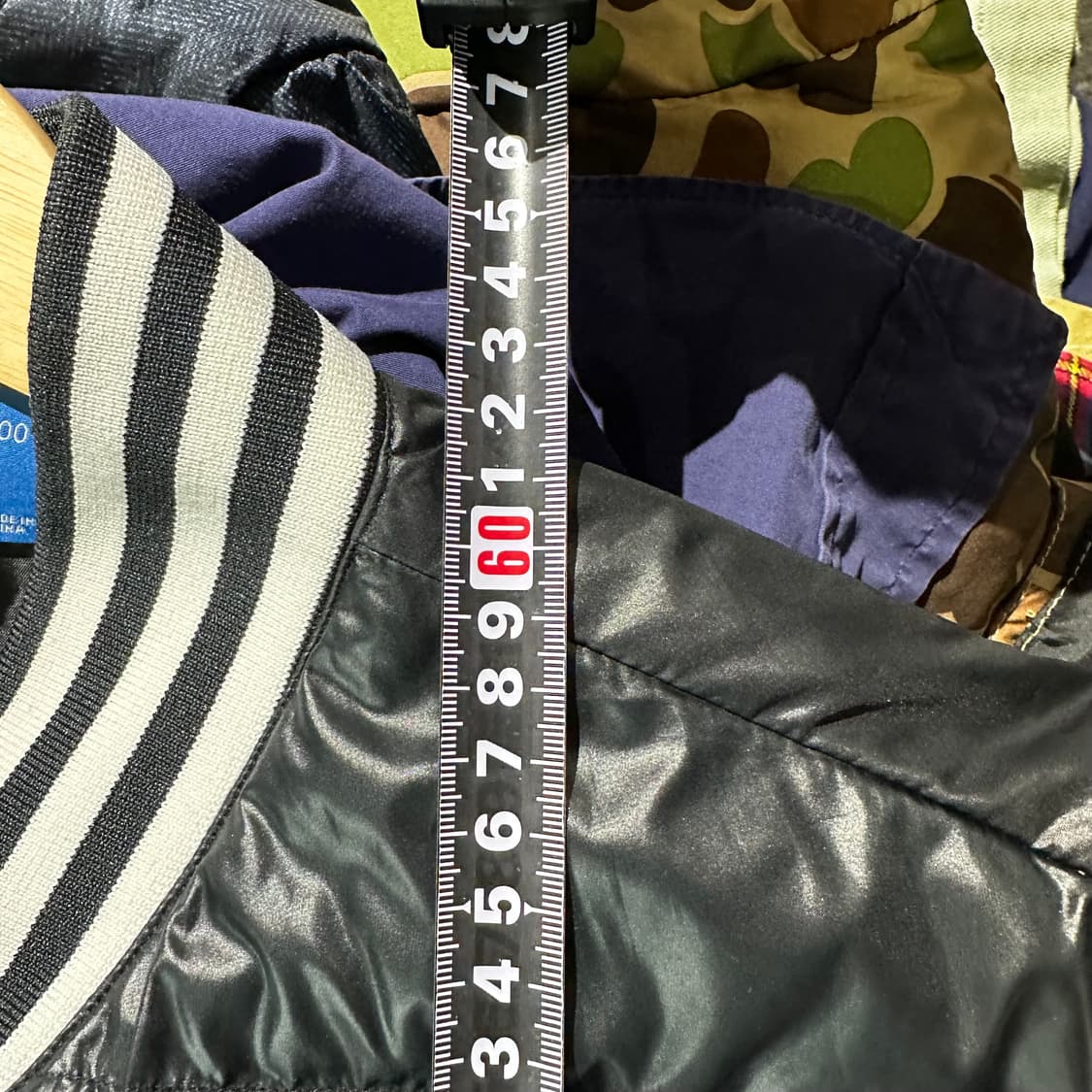 아디다스 우먼 푸퍼 바시티 자켓  상품이미지5