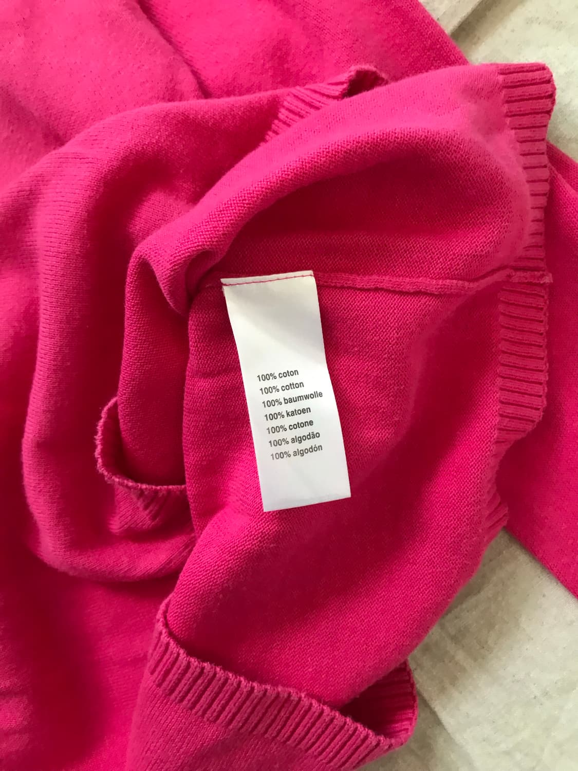 라코스테 로고 핑크 브이넥 니트 상품이미지8