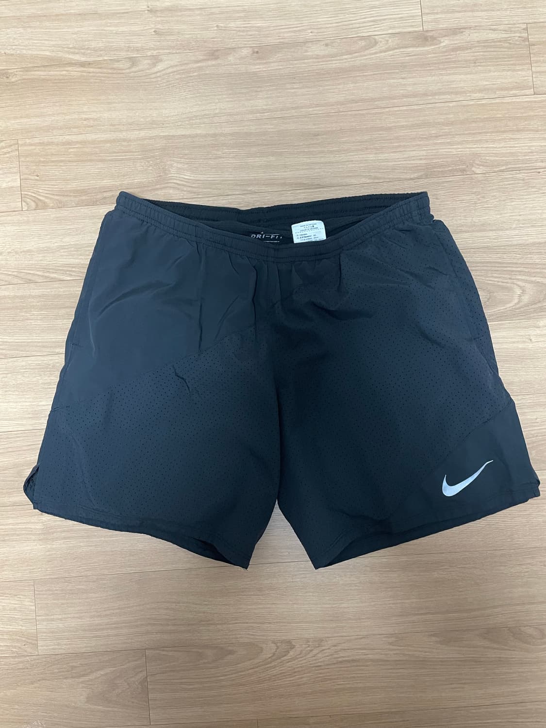 나이키 드라이 핏(Dri-FIT) 숏츠 반바지 상품이미지1