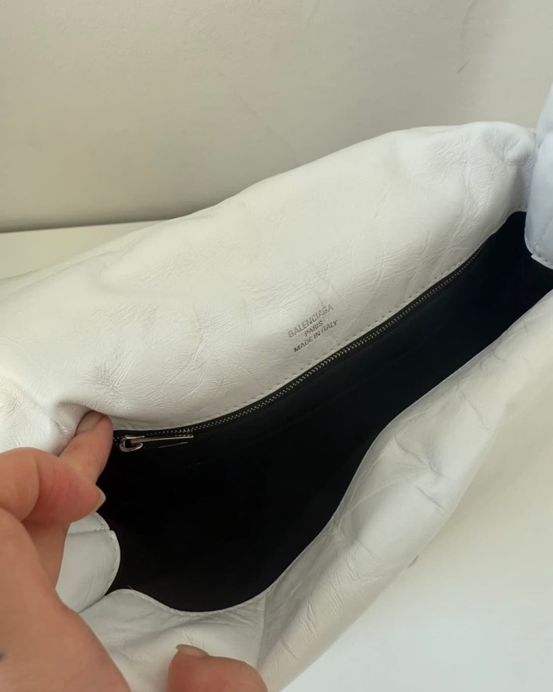 발렌시아가 모나코 슬링 백 상품이미지5