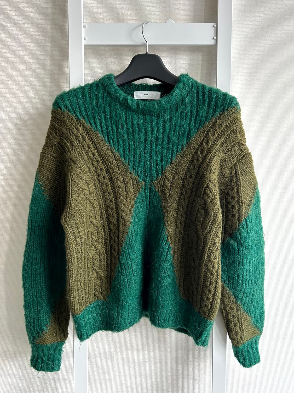 토가풀라 니트 상품이미지1