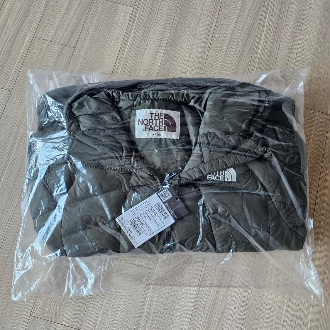 미개봉 85 XS 노스페이스 화이트 라벨 데이드라이브 EX 온 패딩 카키 상품이미지2