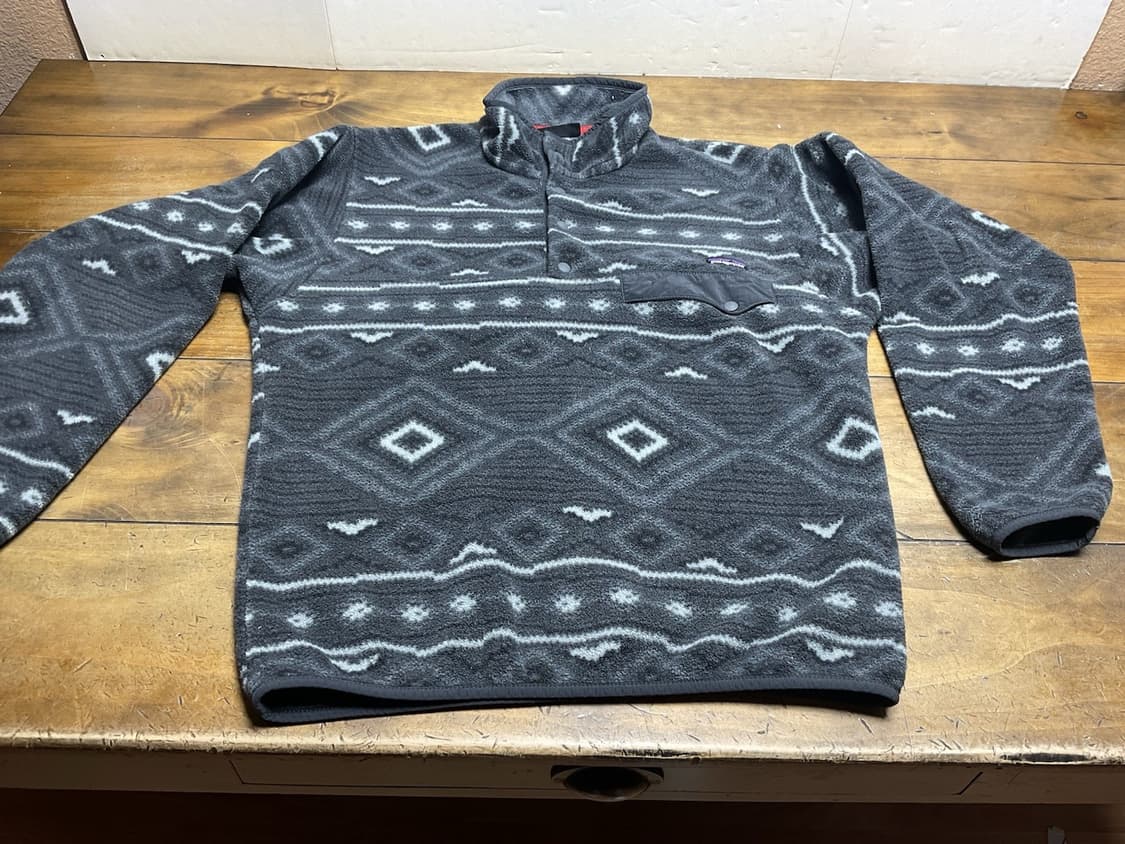 12FW 파타고니아 신칠라 스냅-T 플리스 그레이 에스닉 패턴 상품이미지1
