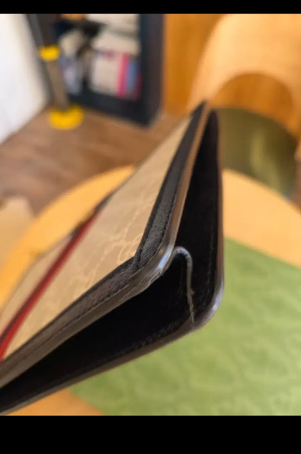 구찌 오피디아 GG 수프림 클러치 상품이미지4