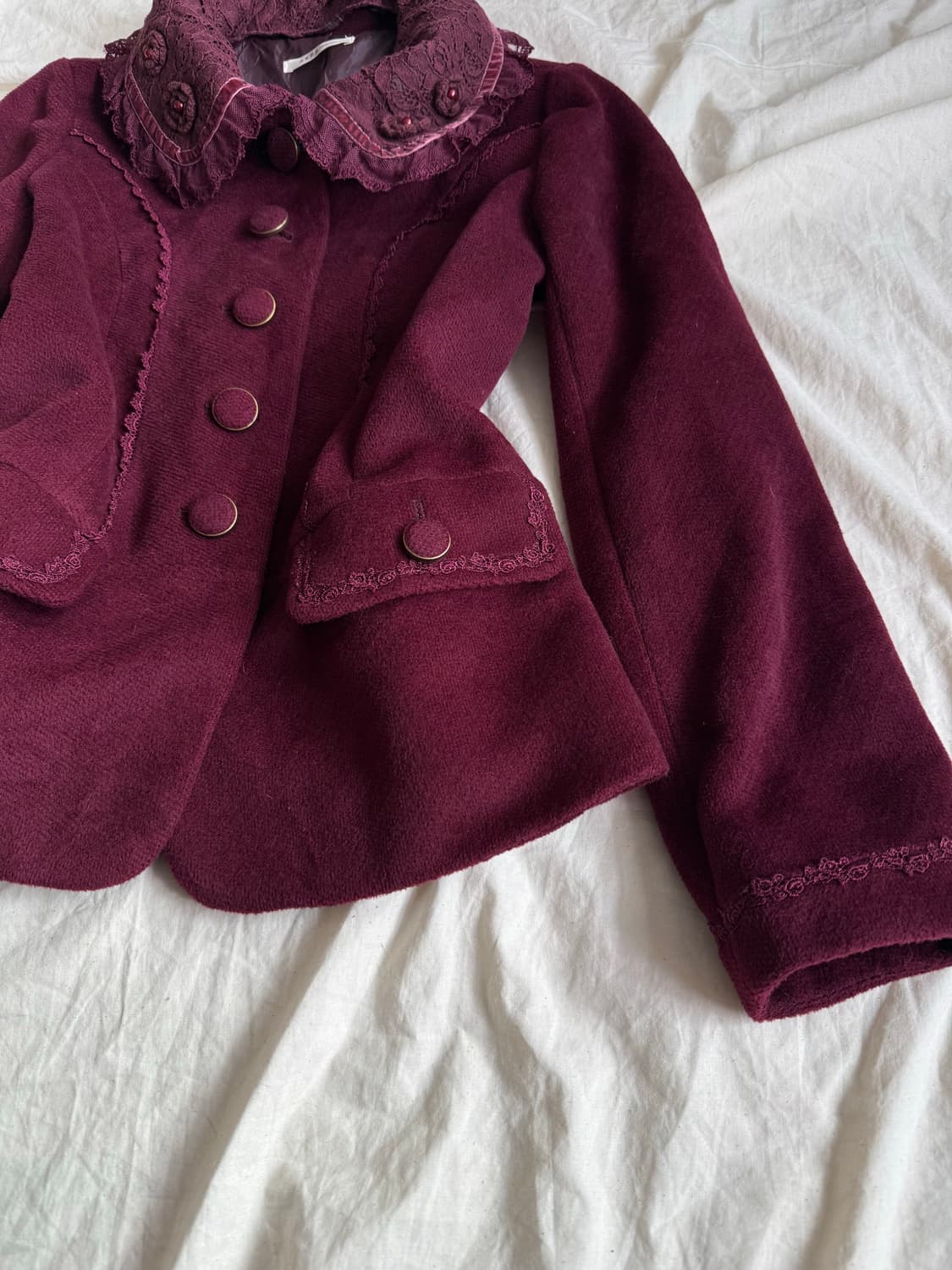 엑시즈팜 고스로리 버건디 하프코트 상품이미지4