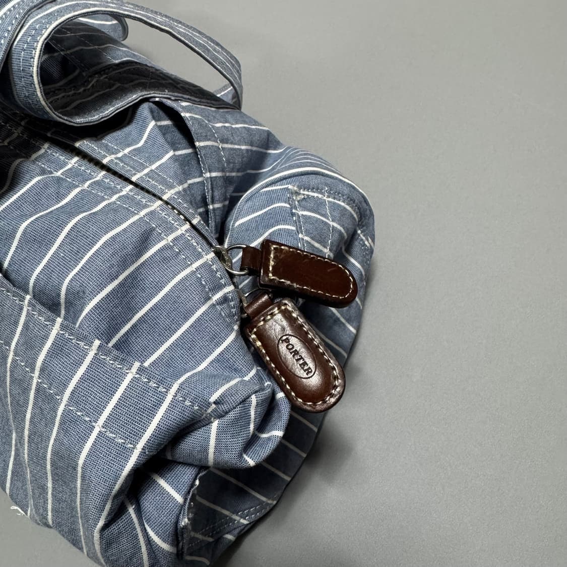 포터 PORTER 블루컬러 70th 기념 보스턴 숄더백 (Small) 상품이미지6