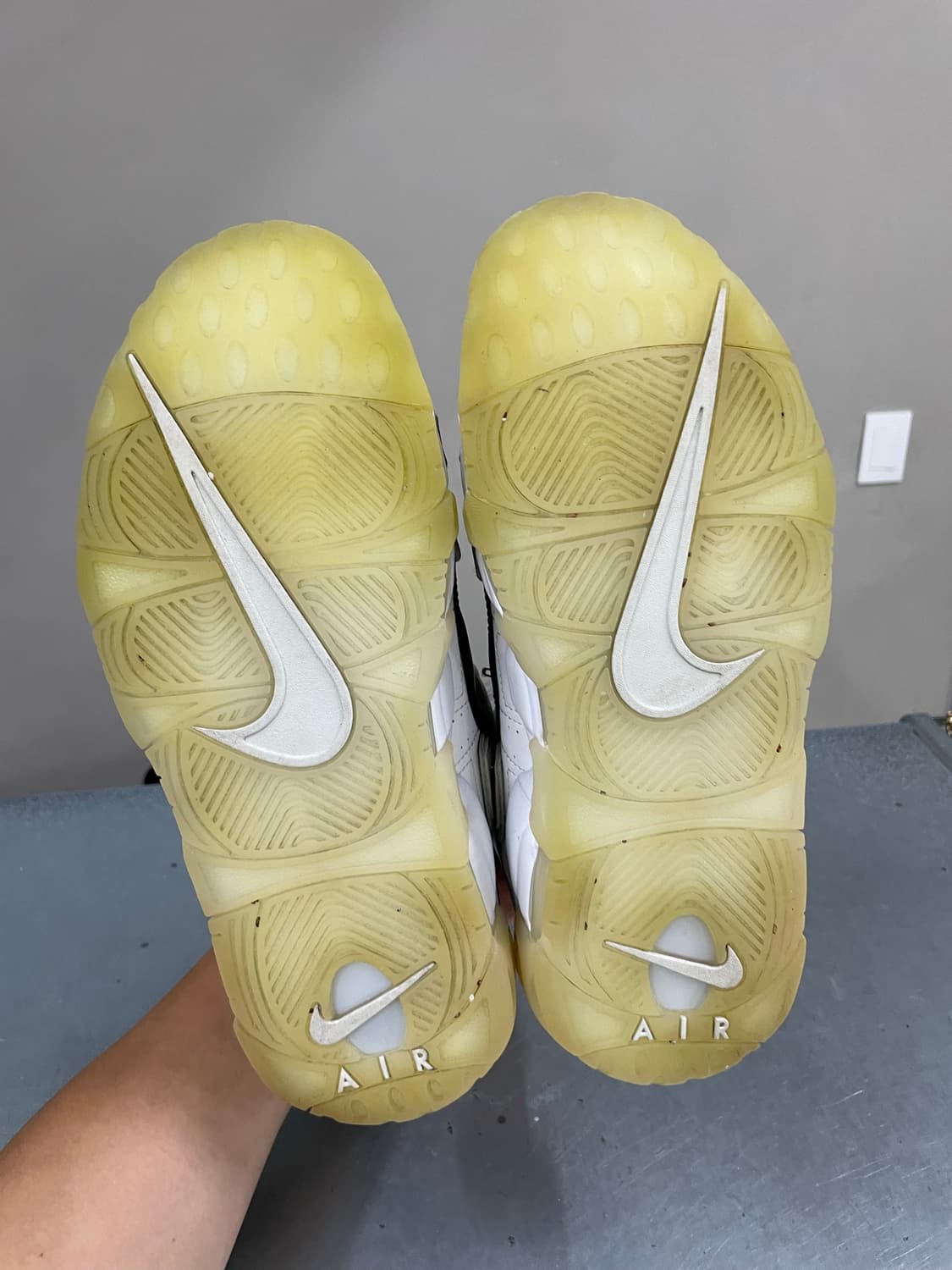 나이키 에어 모어 업템포 '96 255 상품이미지6