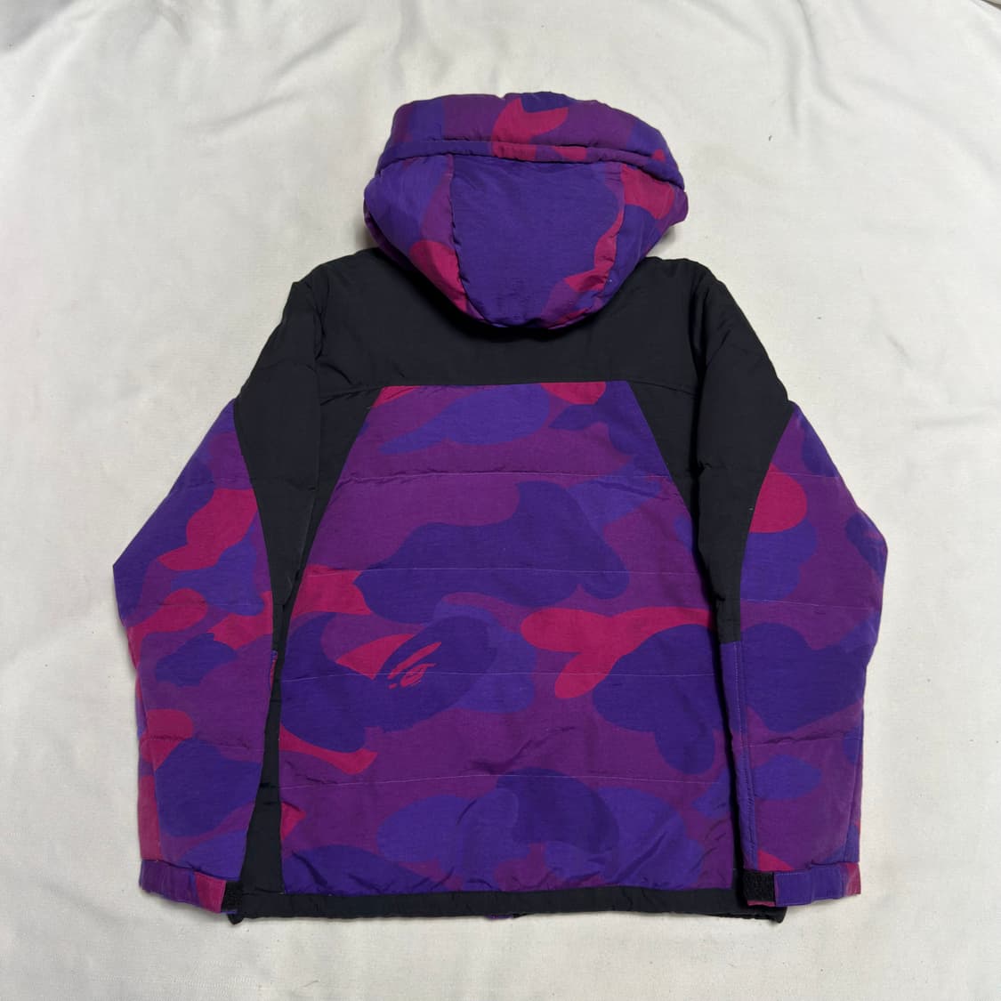 L 베이프 퍼플 카모패턴 스키 보더 다운 패딩 상품이미지3
