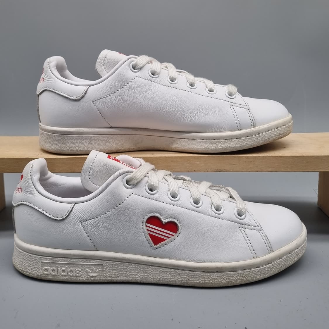 아디다스 스탠스미스 하트 스니커즈220 상품이미지1