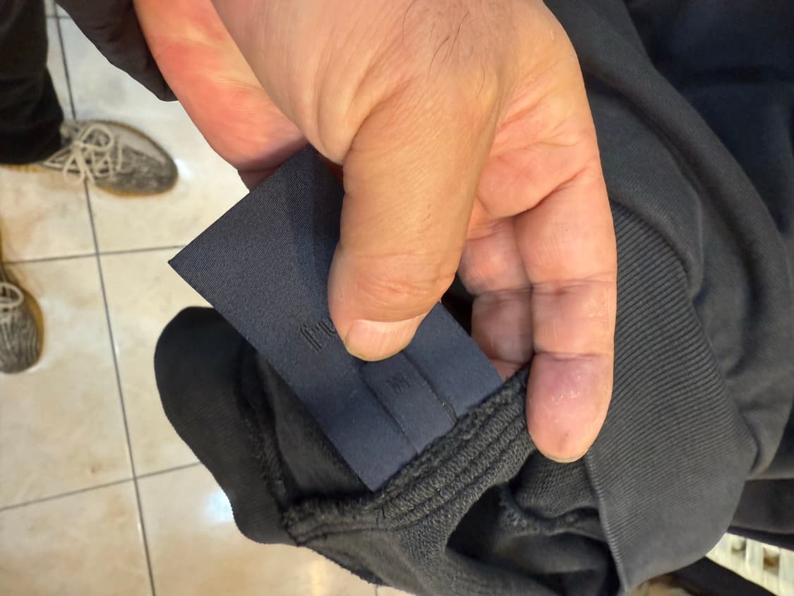 95-100/24fw 정품 준지 후드티 팝니다 상품이미지4