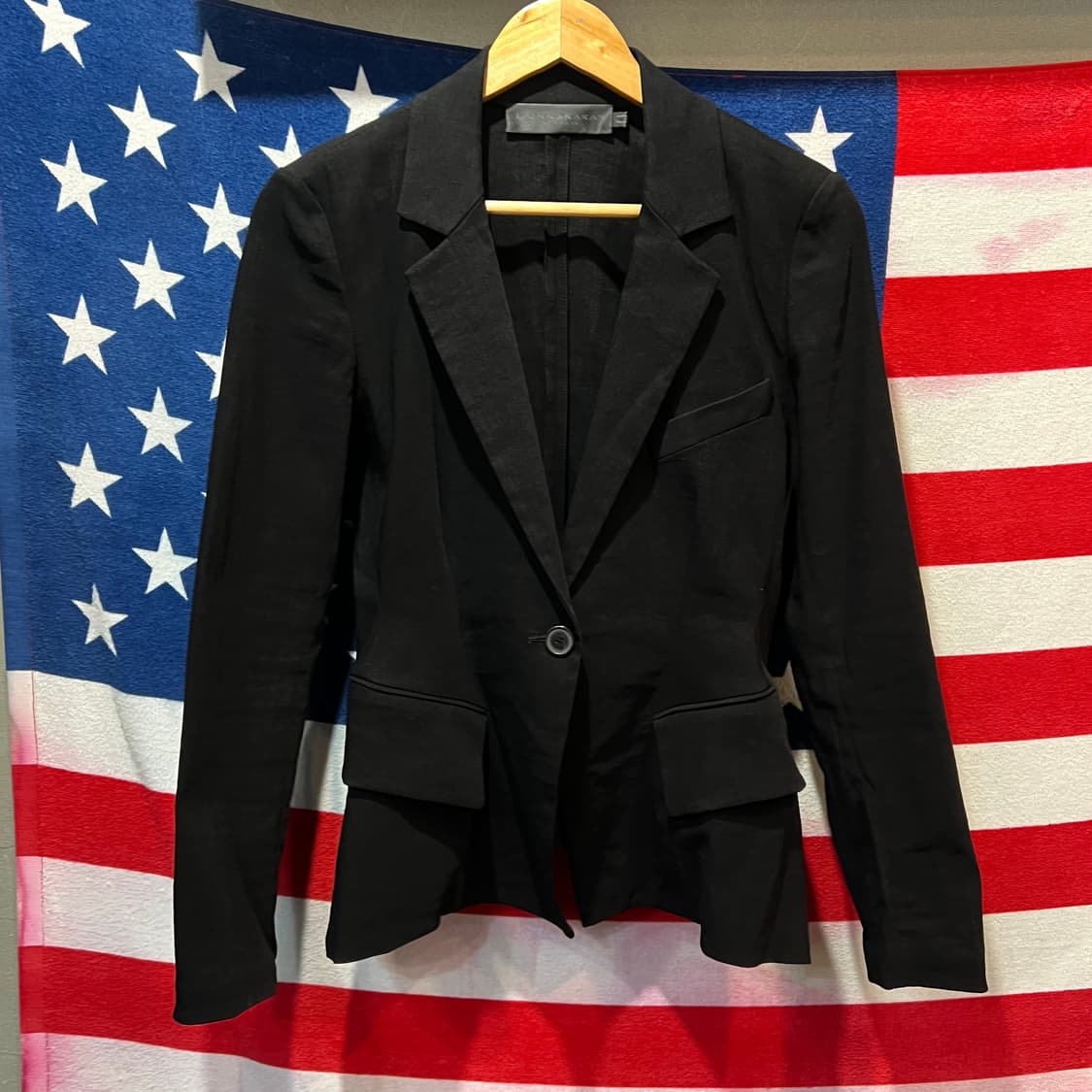 도나카란 블랙 여성 자켓 상품이미지1