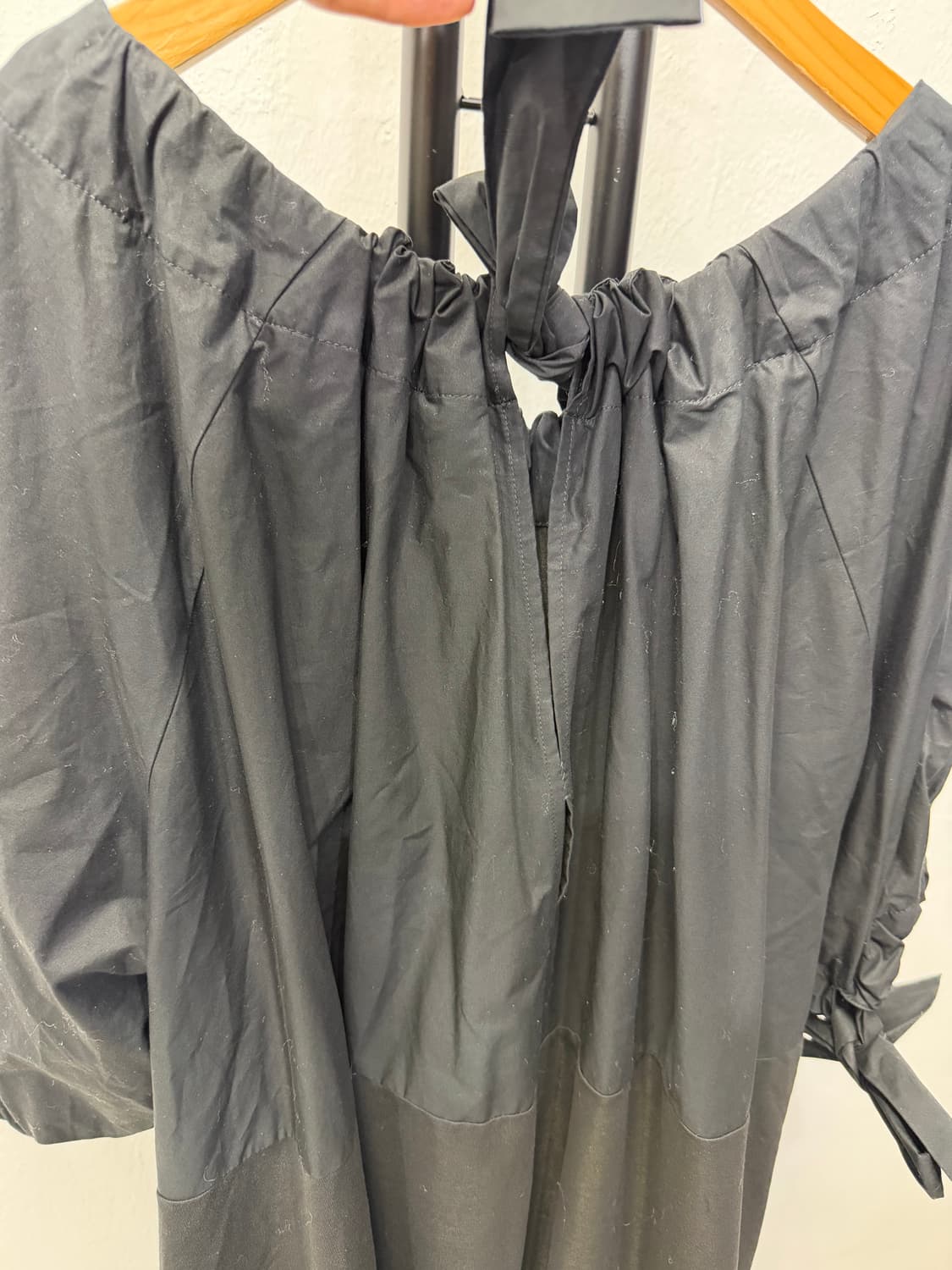 정품) COS 코스 오버사이즈 블랙 셔링 원피스 M/L 상품이미지7