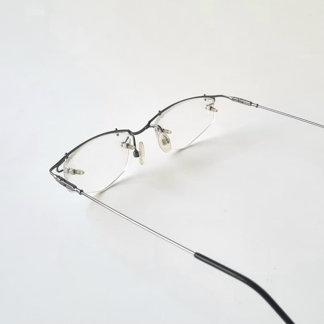 데드스탁  긱시크 포인트무테 안경테 236 상품이미지5