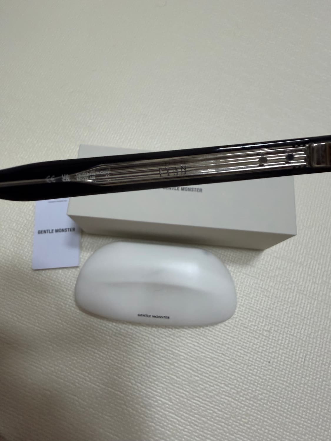 젠틀몬스터 에반01 상품이미지4