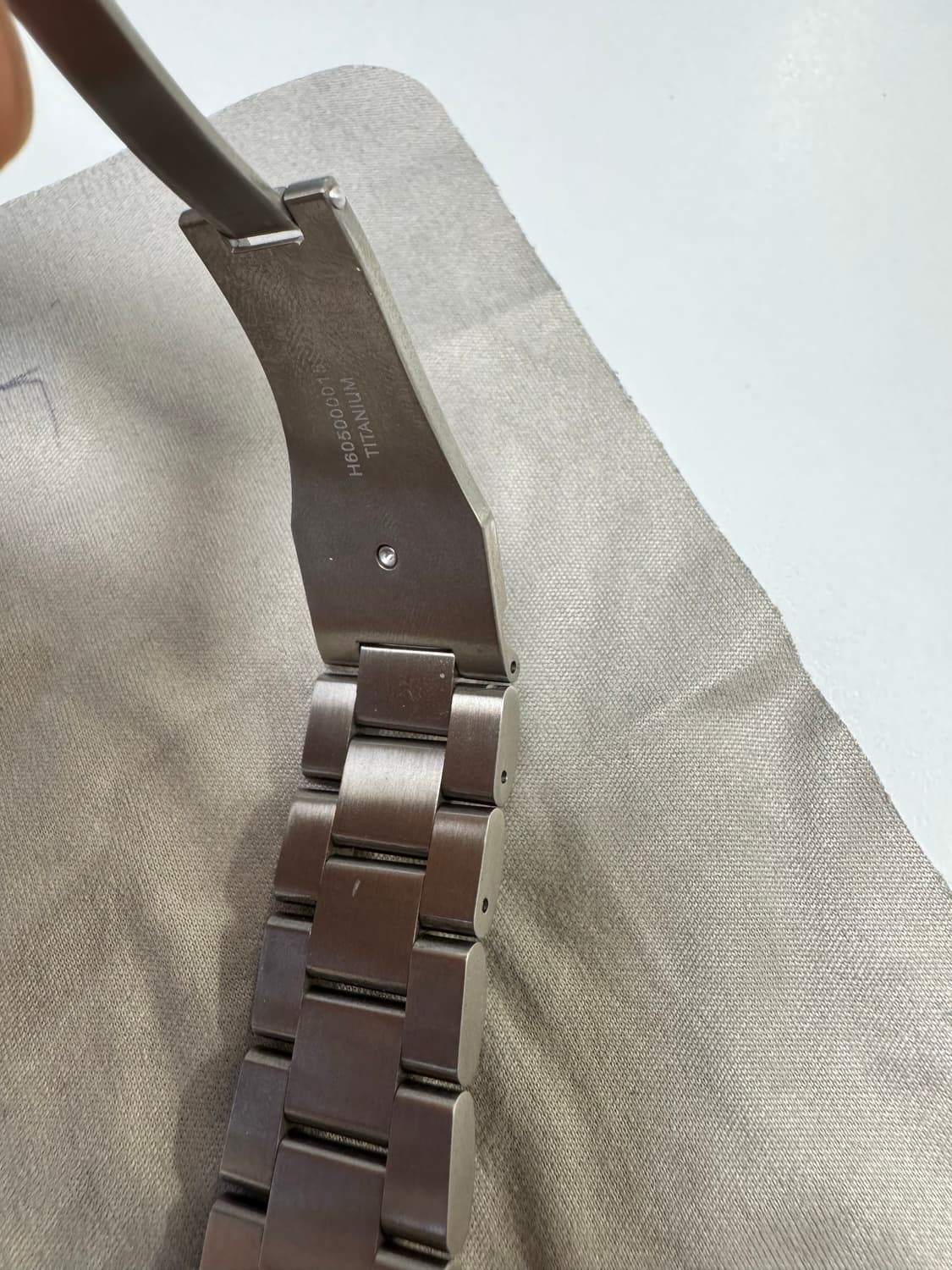 해밀턴 카키필드 오토 티타늄 38mm 블루 상품이미지4