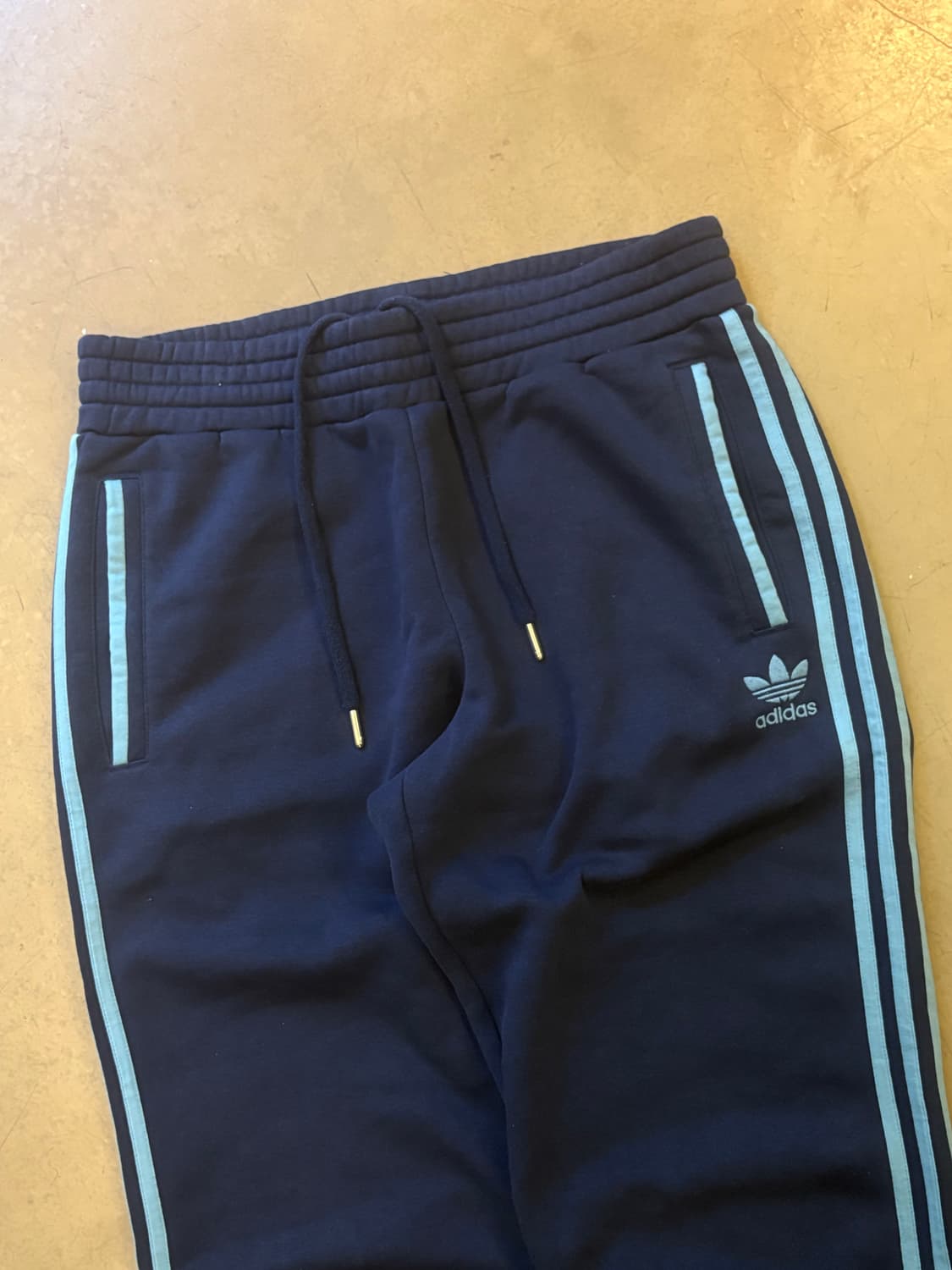 아디다스 스웻팬츠 L 상품이미지3