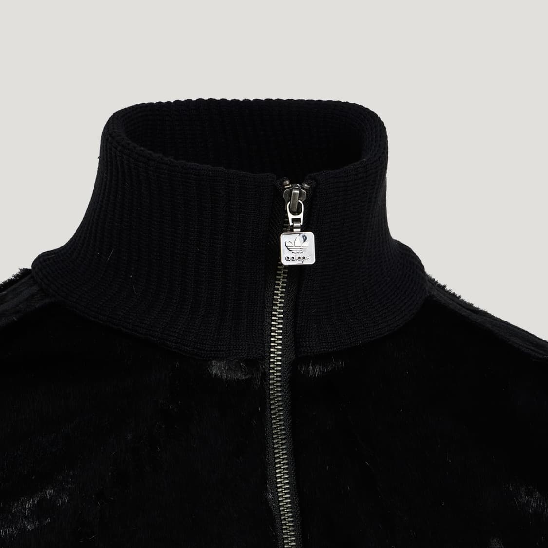 아디다스 퍼 자켓 KU9406 상품이미지3