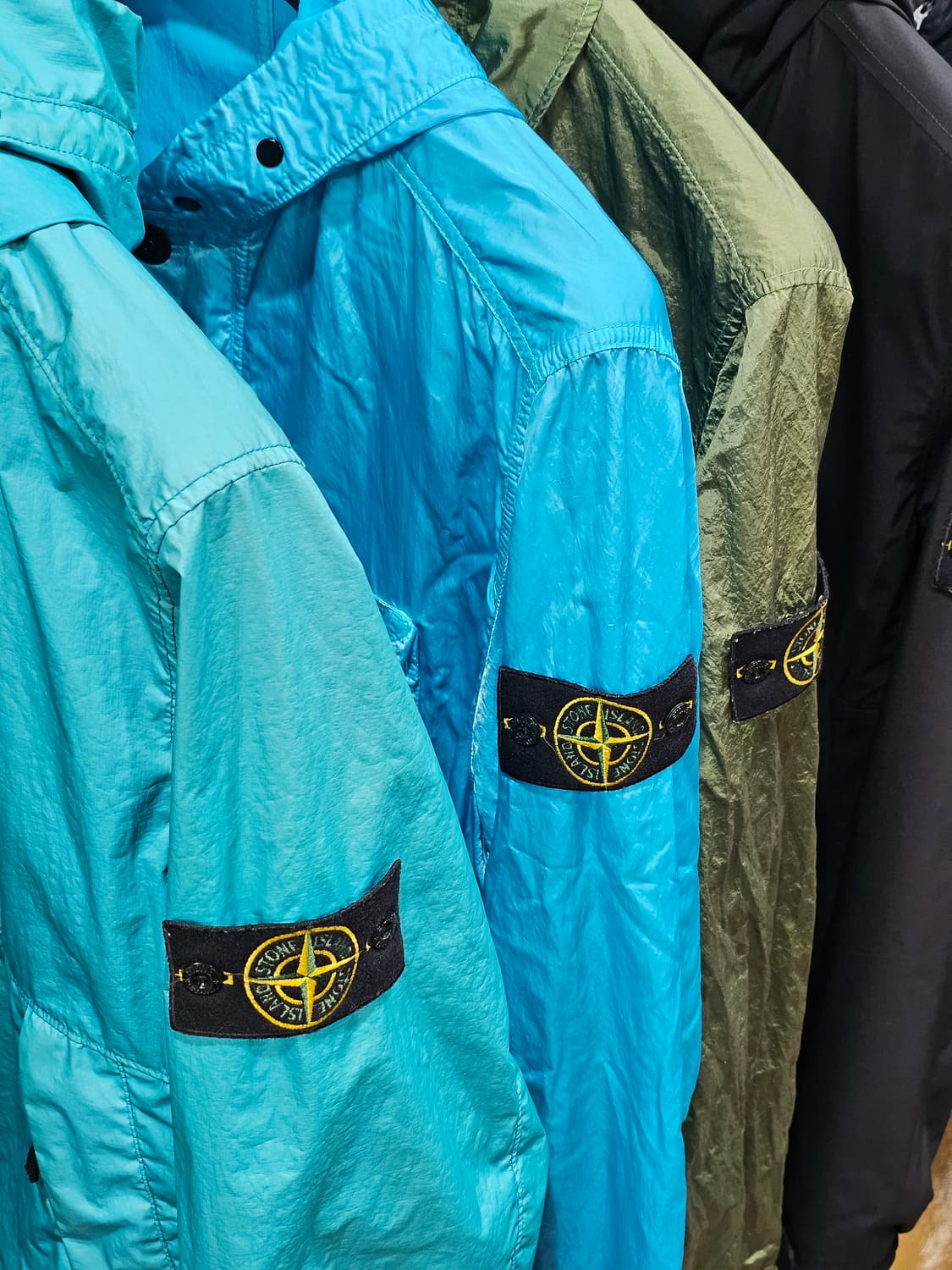 스톤아일랜드 NYLON RASO-TC 후드 자켓 상품이미지8